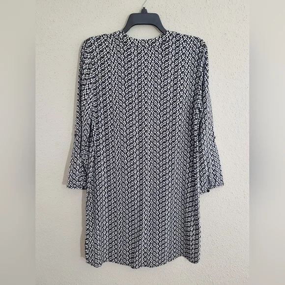 Atmosphere Monochrome Geometric Dress Black & White Size USA (6), UK (10). - Picture 8 of 10